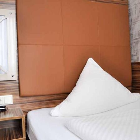 Erde Hotel Erlangen Bagian luar foto