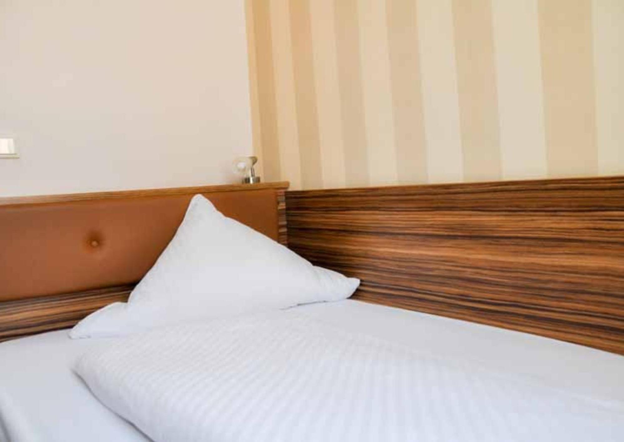 Erde Hotel Erlangen Bagian luar foto