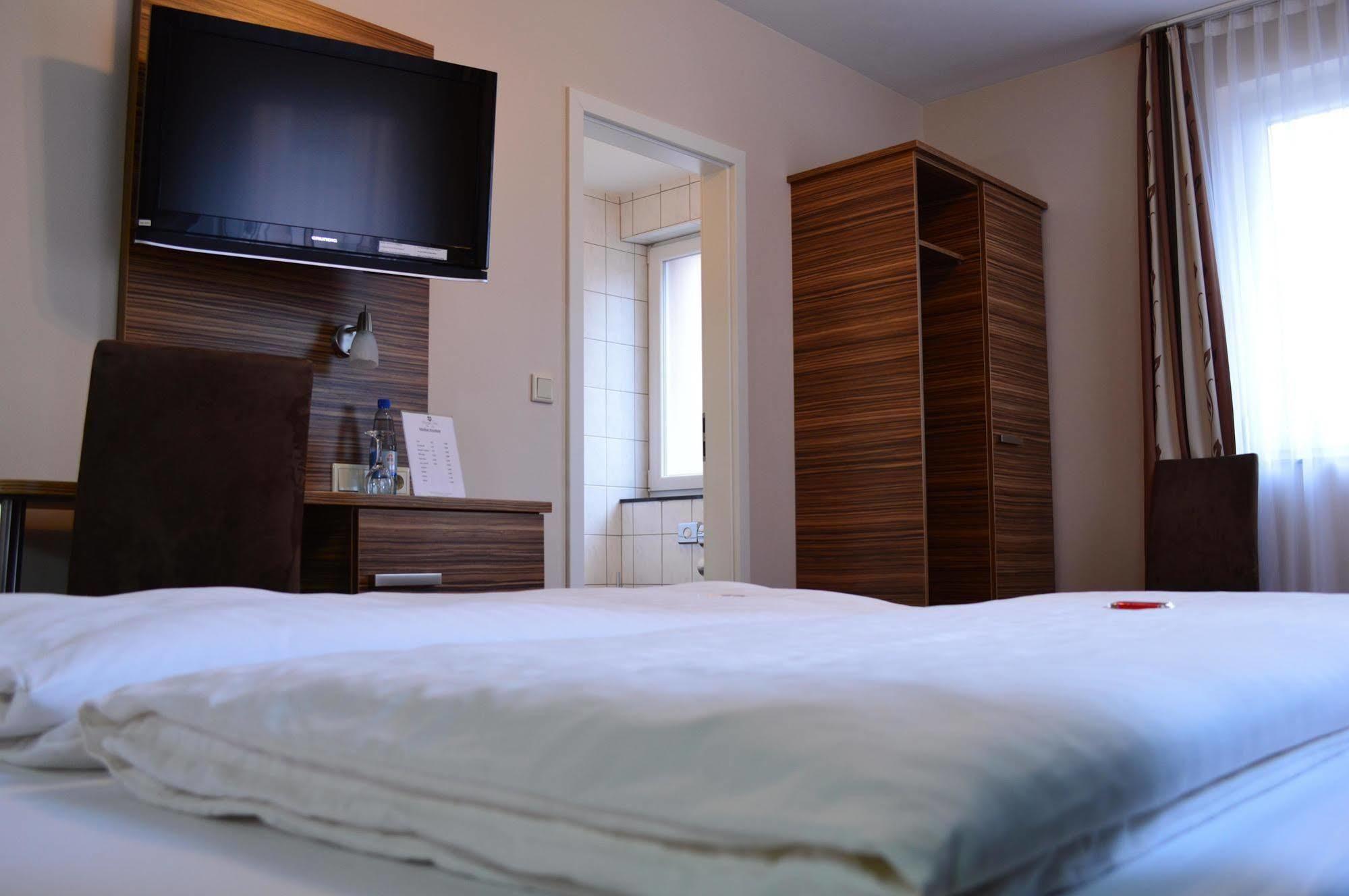 Erde Hotel Erlangen Bagian luar foto